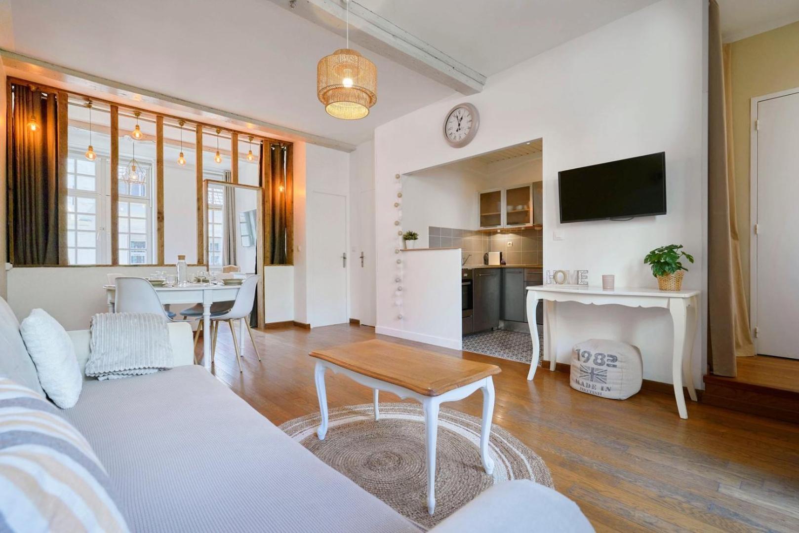 Charming 2 Bedroom With Terrace Rijsel