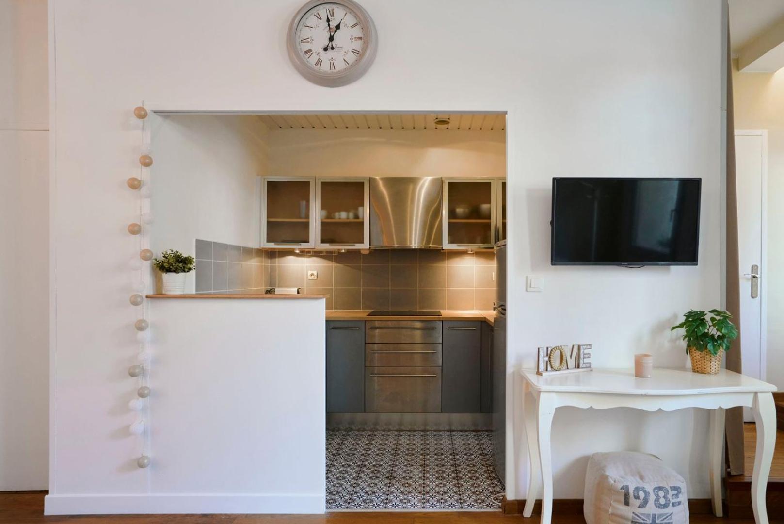 Charming 2 Bedroom With Terrace Rijsel